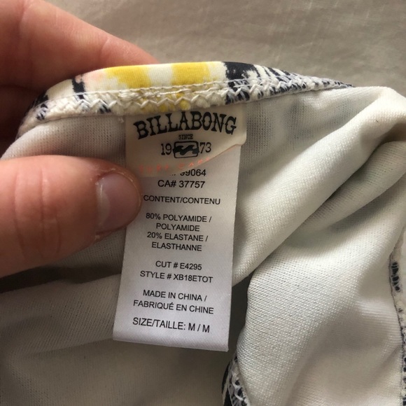billabong bottoms - Picture 3 of 3